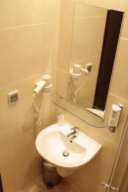 Hotel Zorza Namysłów Rom bilde